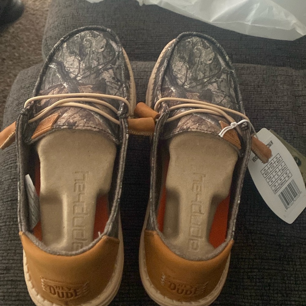 Mens Wendy Hey Dudes Size 10